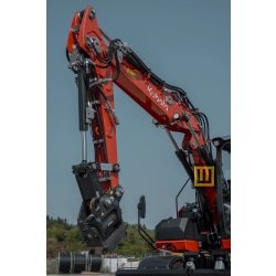kubota-kw095-koparka-kolowa-zlamane-ramie-dwu-czesciowe-podczas-pracy