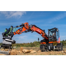 kubota-kw115-koparka-kolowa-widok-przod-ogolny